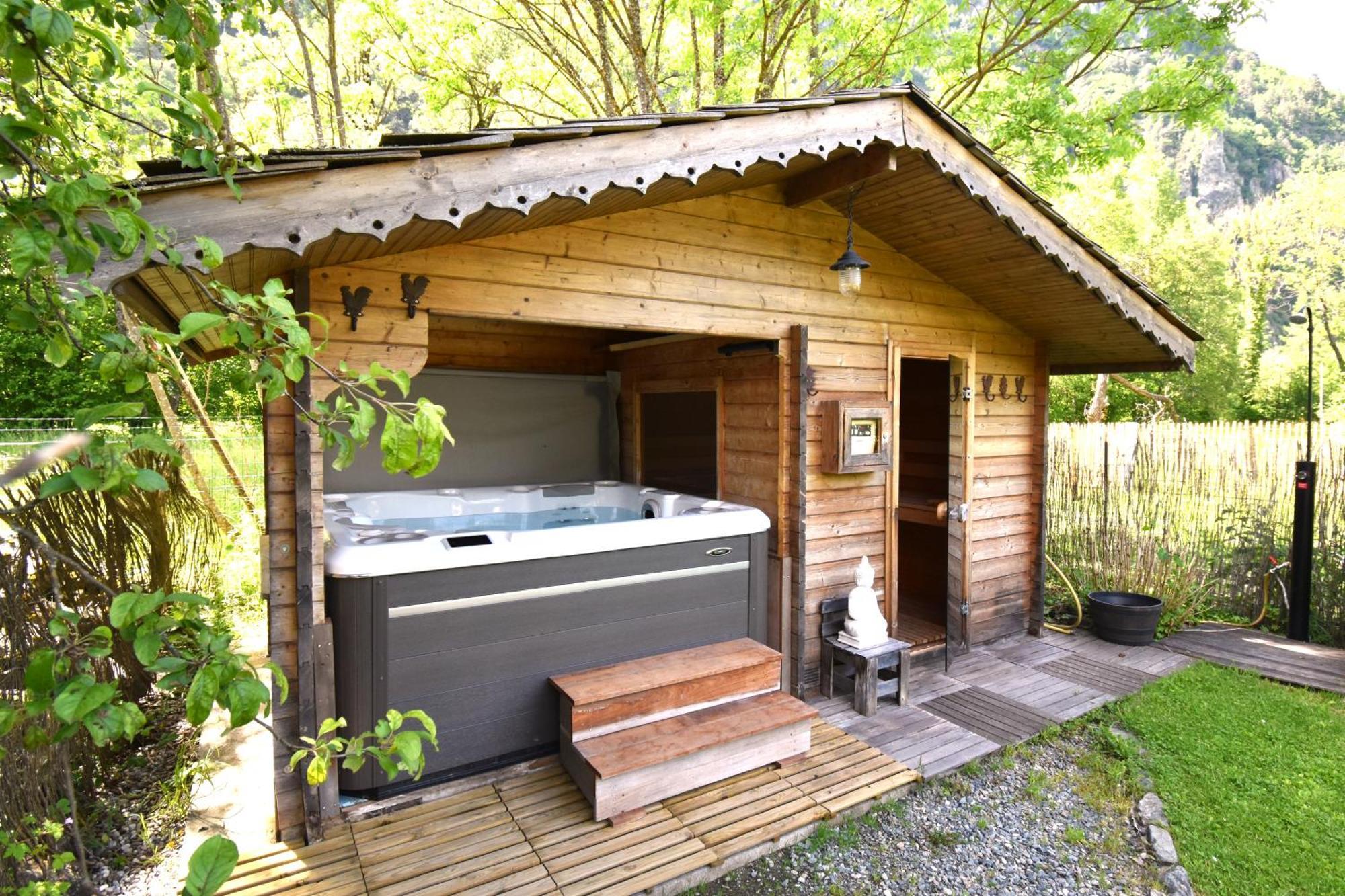 ช็องบร์ โดต - ลา เคล่ เด บัว Bed & Breakfast เลอบูร์-เดอัวซ็อง ภายนอก รูปภาพ