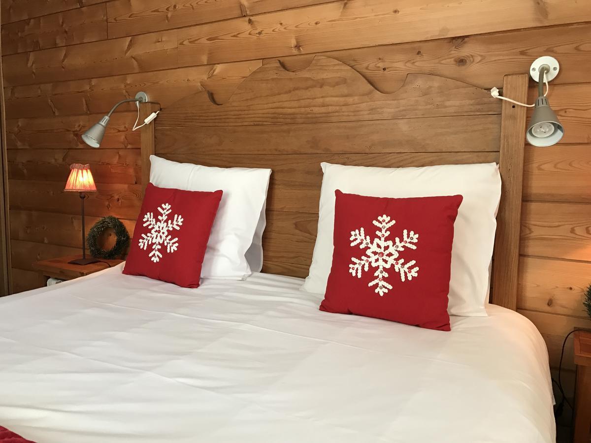 ช็องบร์ โดต - ลา เคล่ เด บัว Bed & Breakfast เลอบูร์-เดอัวซ็อง ภายนอก รูปภาพ